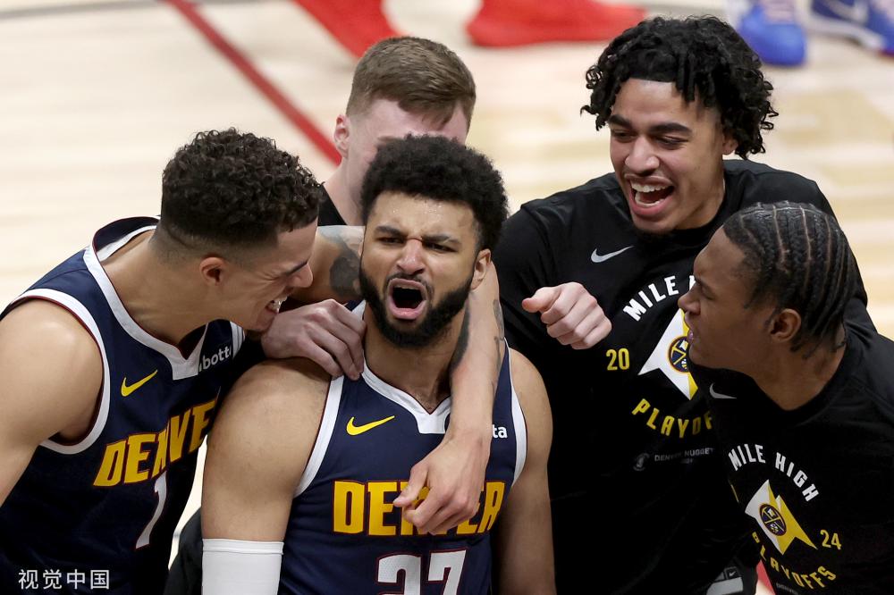 裁判在篮球 裁判在篮球