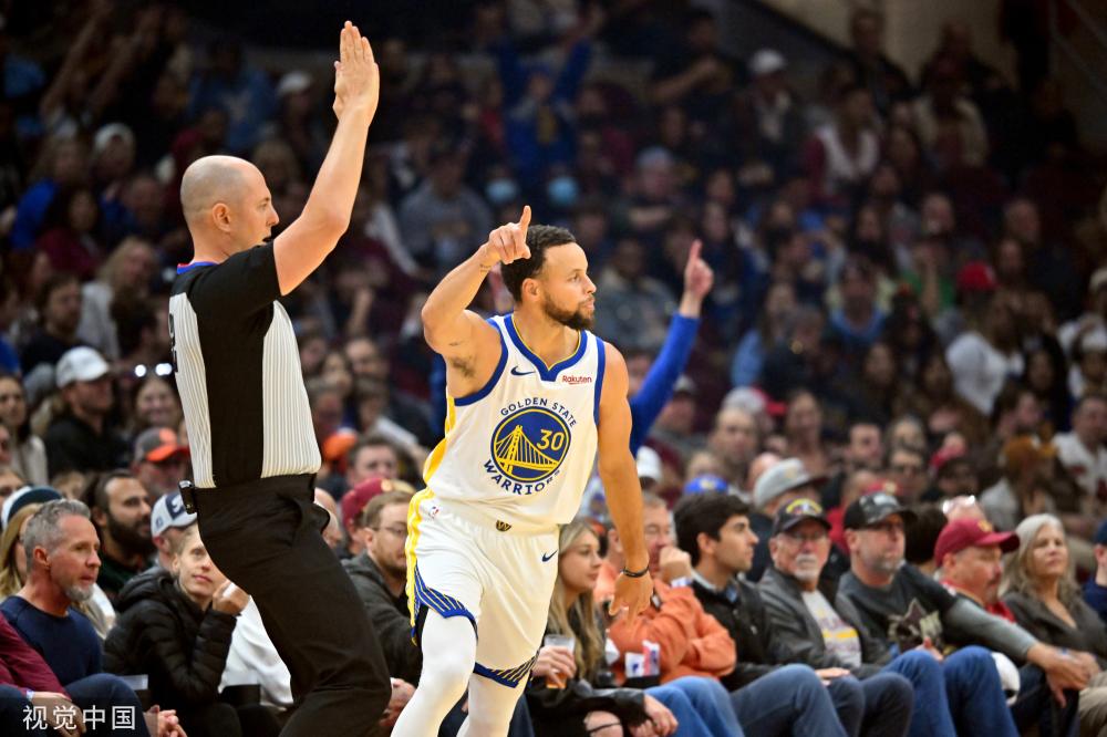 使得他们持 使得他们持