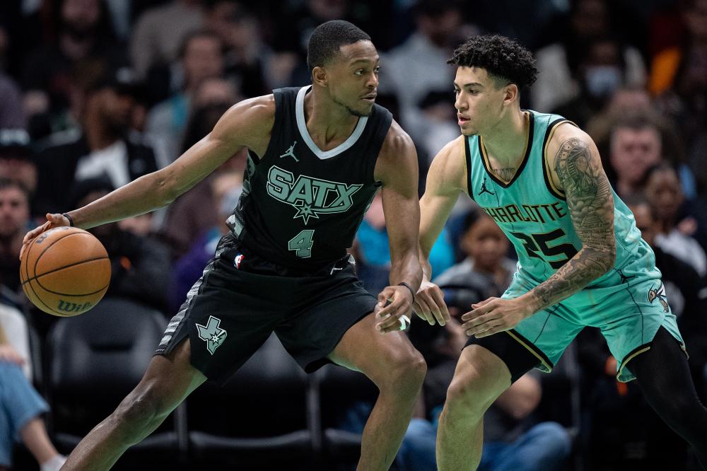 但在比赛中 但在比赛中