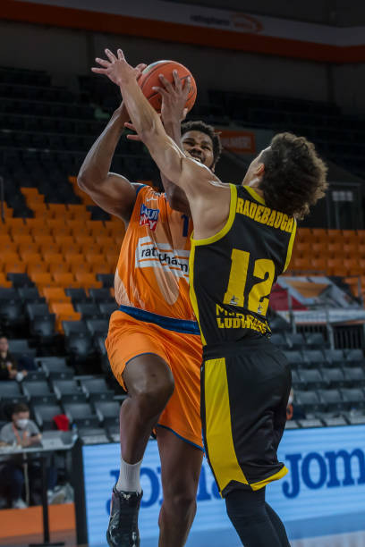 为内马尔树 为内马尔树